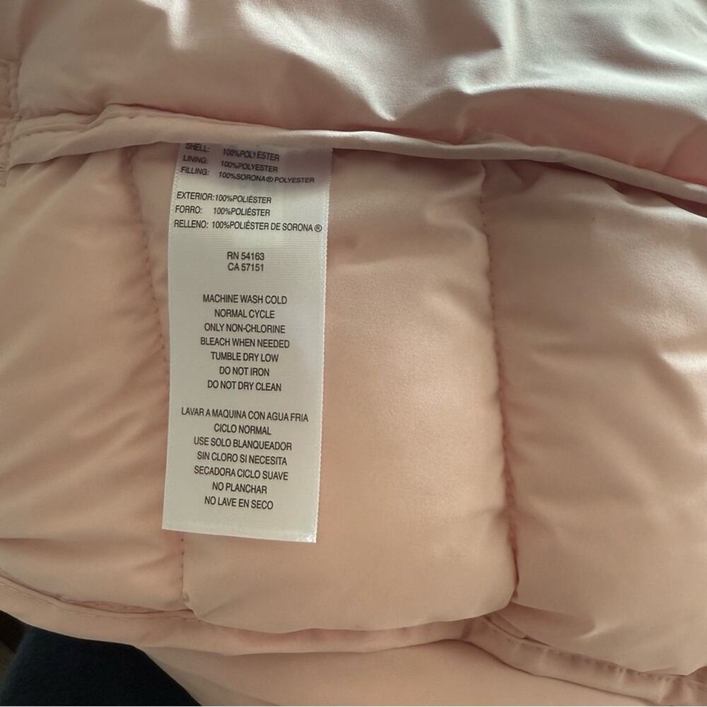 Tommy Hilfiger Women's Heavy Weight Belted Puffer With Silver Hardware Large NWT - Picture 6 of 7